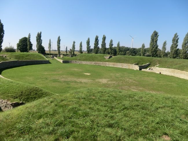 そうです・・・外野席は１３０００人のローマ人