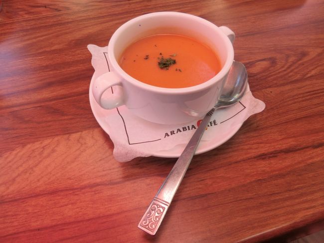 お昼ですトマトスープ