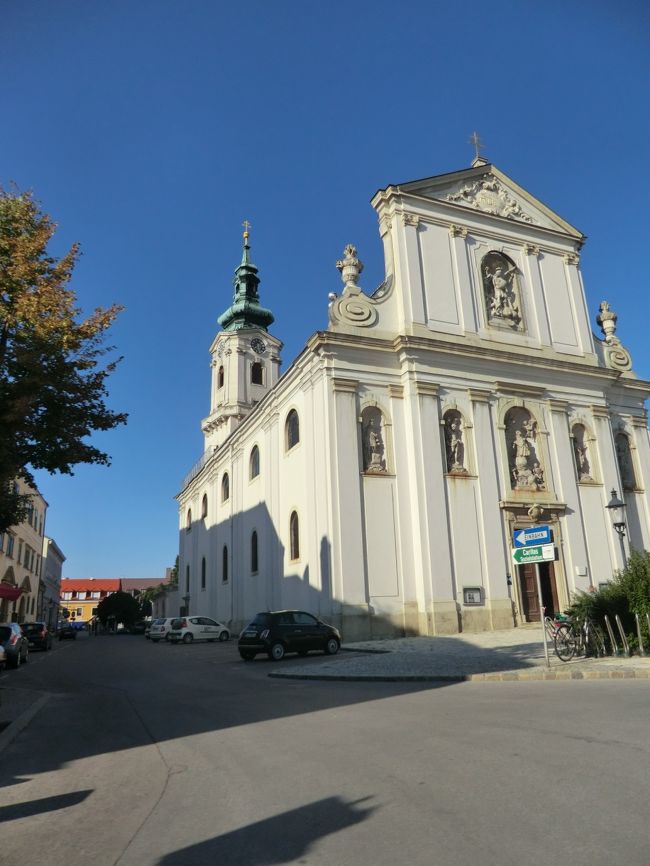 小さな町の大きな教会