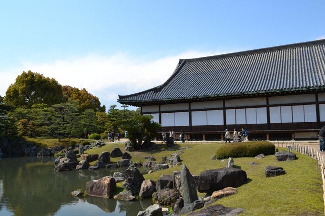 お寺や建物自体も素敵なのですが、庭も合わせて遺産なのですね<br />こういうものが素敵だと分かる歳になったんだと思うと、<br />また再訪したいですね<br />