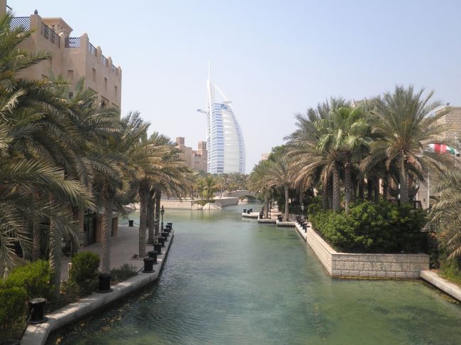 次は、「スーク・マディア・ジュメイラ」へ