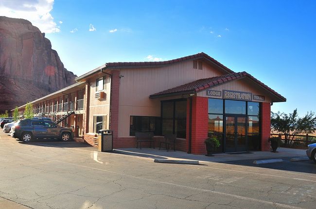 今日の宿はモニュメントバレーにある<br />グールディングロッジです。