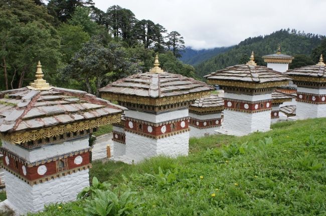 さらに晴れてきました。この先、つづら折れの道が続くので、ちょっと安心。