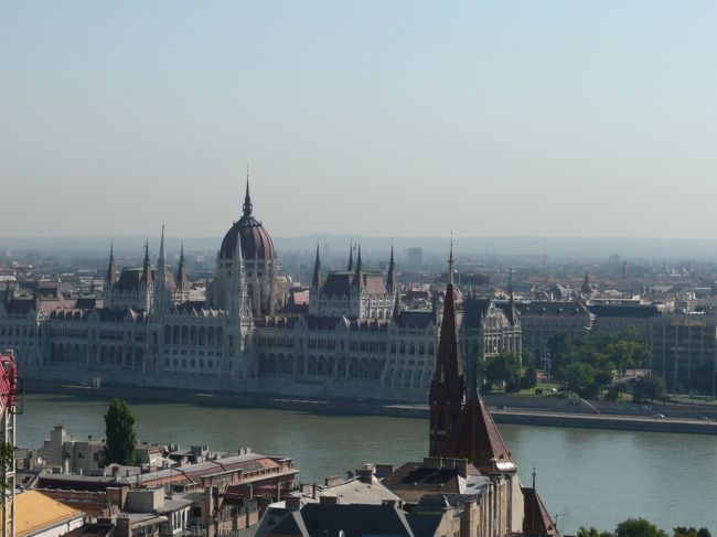 国会議事堂が見えます。