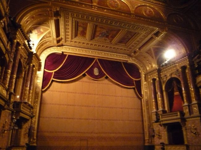 オペラホール。