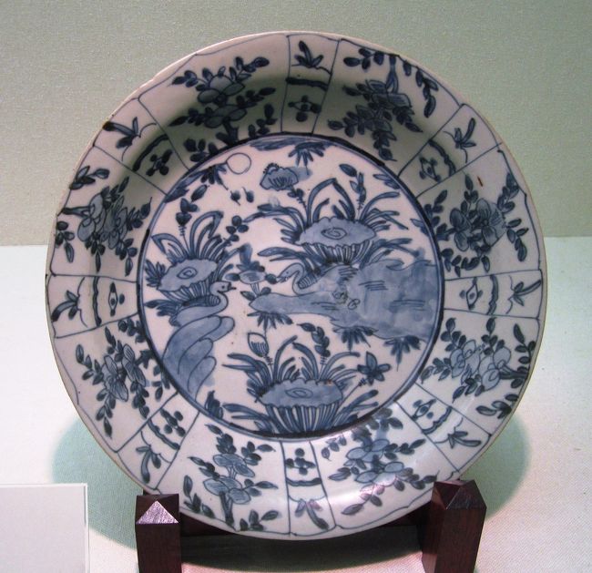 2011夏、愛知県陶磁資料館(8/9)：アジアの陶磁器：日本、中国