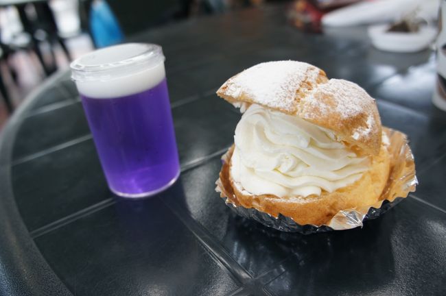 お約束のゼリーとシュークリーム