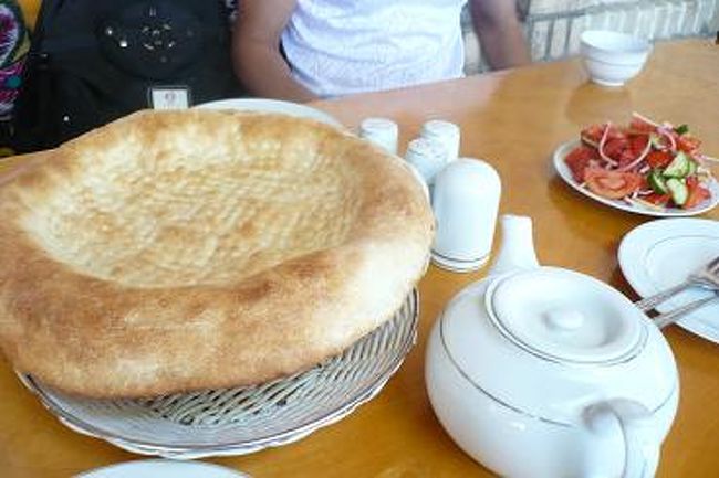 パン(ブハラの、旨し！)