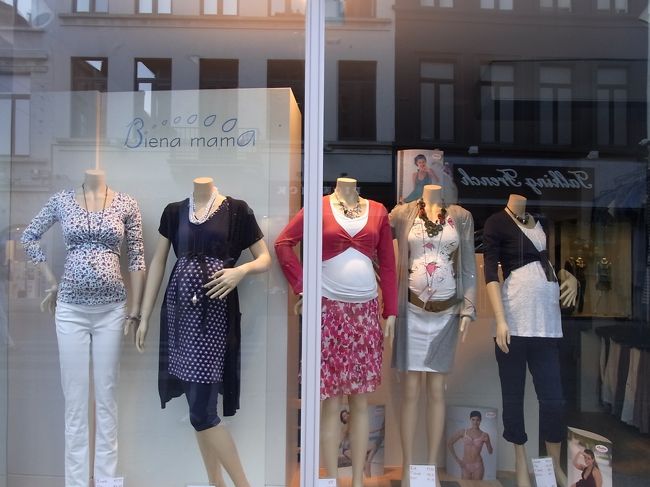 おしゃれなマタニティショップ