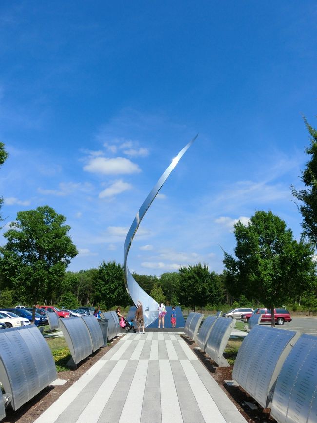 入場はもちろん無料ですが、駐車場代が＄15（1195円）必要です。<br /><br />※ガイドには＄12.00とありました。<br />また16時以降は無料になるそうです。ちょっと惜しい･･･。笑<br />