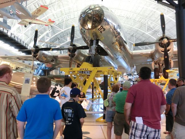 そしてもうひとつの目玉。<br /><br />あの、エノラゲイです。