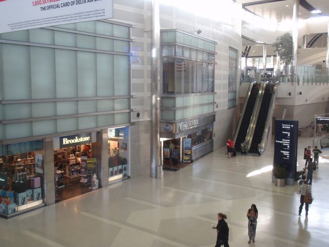 デトロイト空港（ラウンジから撮影）