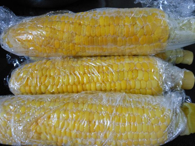 甘い〜ゆでたてを食べた後はこのようにラップ包んで冷蔵庫か冷凍庫でいろいろな料理にも活用できます