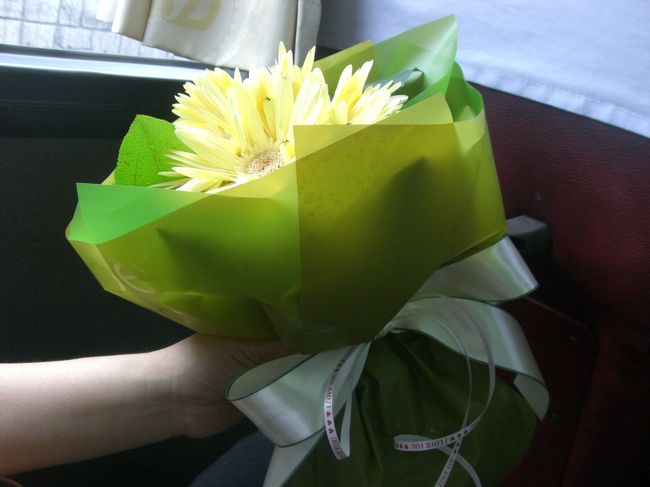 この日、今回の旅行での一番の出来事がありました。<br />まったく予想もしていないところでＪＹＪのユチョンに遭遇しました。<br />仕事中の休憩中、プライベートな時間のときに出会ったみたいです。<br />ユチョンファンの友人は興奮を通り越してすごい冷静になってました。<br />隣で私も冷静に。というか信じられなかったです。<br /><br />