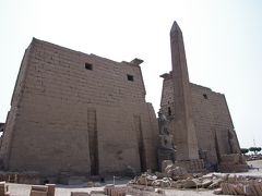 ショッピングタイムの後は、ルクソール神殿へ。