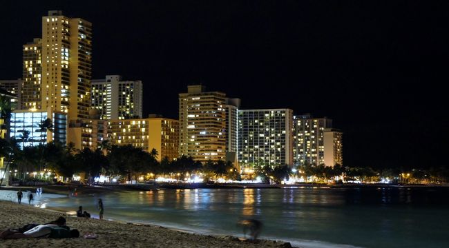 ワイキキとタンタラスの丘からの夜景』ホノルル(ハワイ)の旅行記