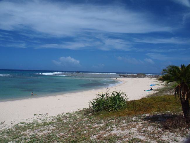 まずは太平洋側の土盛海岸に行きました。<br />波が高かったので断念しました。