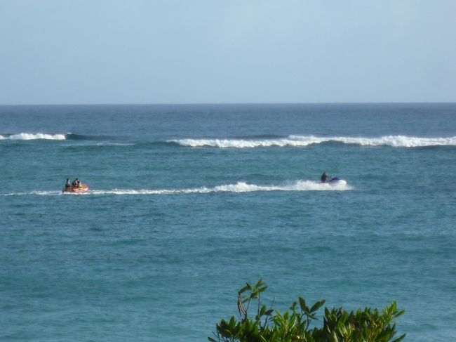 海ではマリンスポーツやってました。
