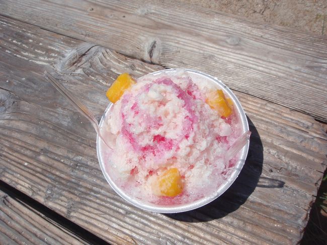 マンゴーいちごミルクのかき氷