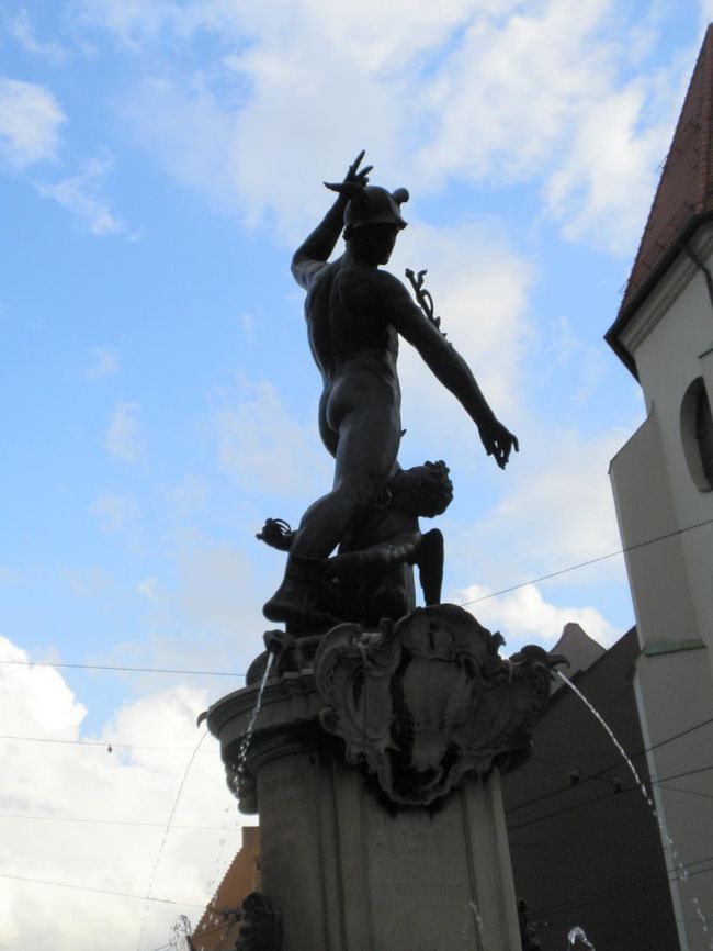 こんな噴水も････。