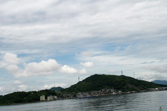 ▼坂町横浜<br /><br />　対岸は鯛尾横浜公園。