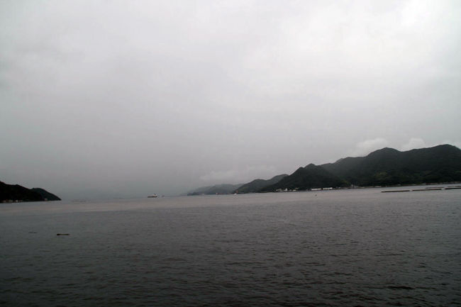 ▼呉ポートピアパークへ<br /><br />　左方かるが、右：江田島