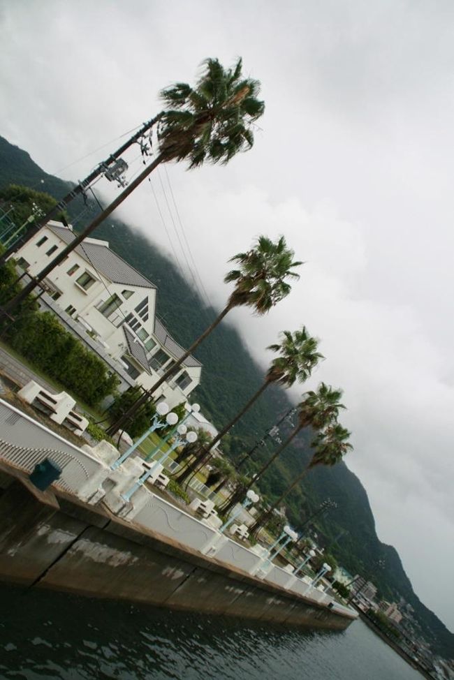 ▼呉ポートピアパーク<br /><br />　呉ポートピアランドは、広島県呉市にあった遊園地です。スペインのリゾート地「コスタ・デル・ソル」をモチーフとしたテーマパークでした。<br /><br />