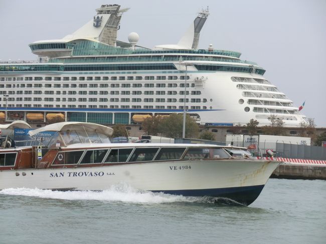 此方はタグボートに引かれて・・・