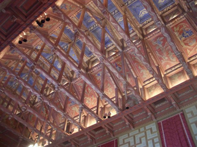 スウェーデン ストックホルム<br />市庁舎。市会議事堂の天井。<br />ヴァイキングの家の屋根をイメージしているそうです。