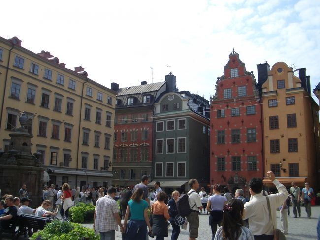 スウェーデン ストックホルム<br />ガムラ・スタン。<br />ノーベル博物館前。