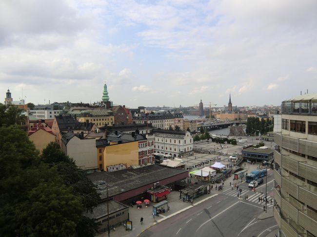 スウェーデン ストックホルム<br />レストラン「ゴンドーレン」へ続く通路から。<br />右奥がガムラ・スタン。