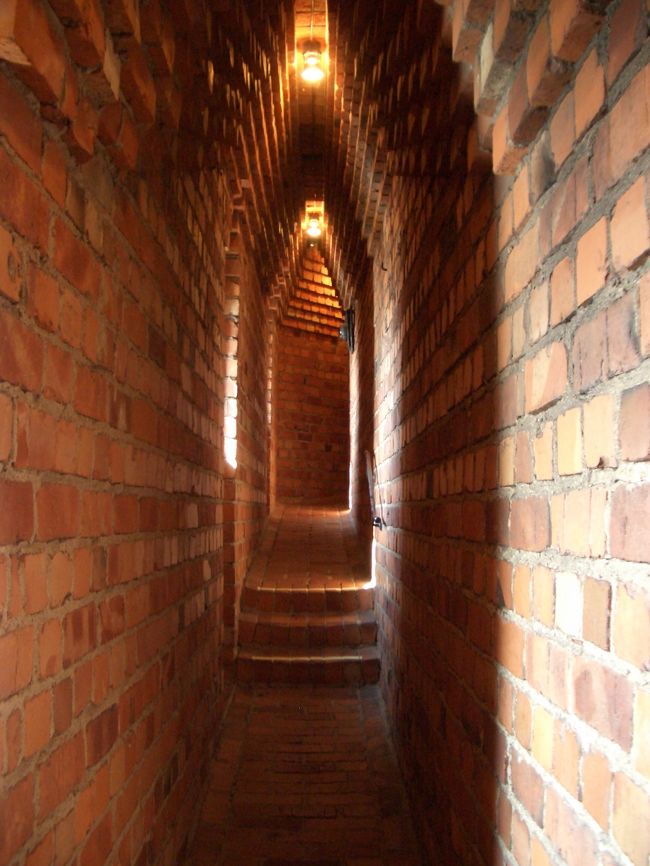 スウェーデン ストックホルム<br />市庁舎の塔内の階段。