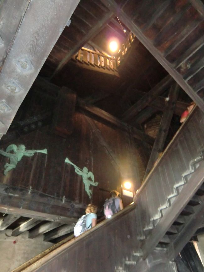 スウェーデン ストックホルム<br />市庁舎の塔内の階段。