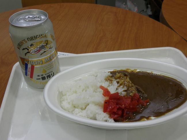 今回はジェットスターなんで前もって腹ごしらえ。<br /><br />機内食はどっちゃでもいいけど．．<br />ビールが飲めんのは悲しい(;_;)