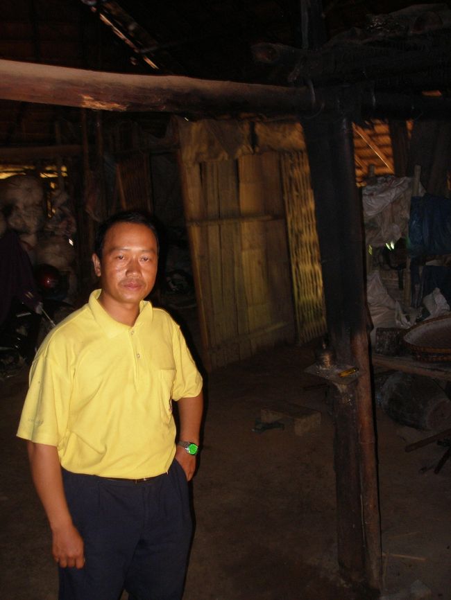 お父さん。確かにモンゴル的な顔だ。