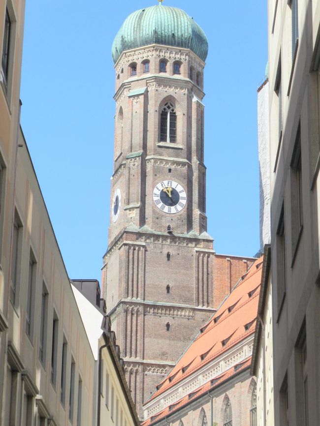 次はフラウエン教会に行って見よう！