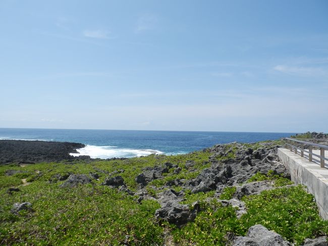 思ったほど、おおっという印象が無かった残波岬を後にし、<br />今日の宿泊場所へ移動。