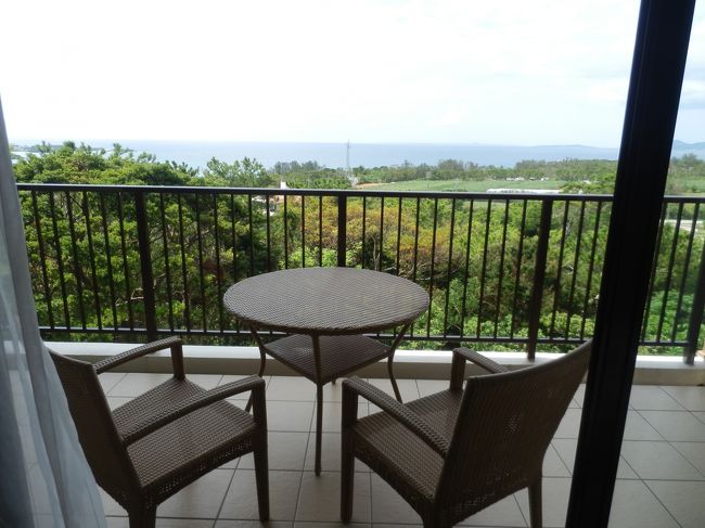 バルコニーから見える景色。<br /><br />海まではちょっと距離があるけど綺麗に見えます。