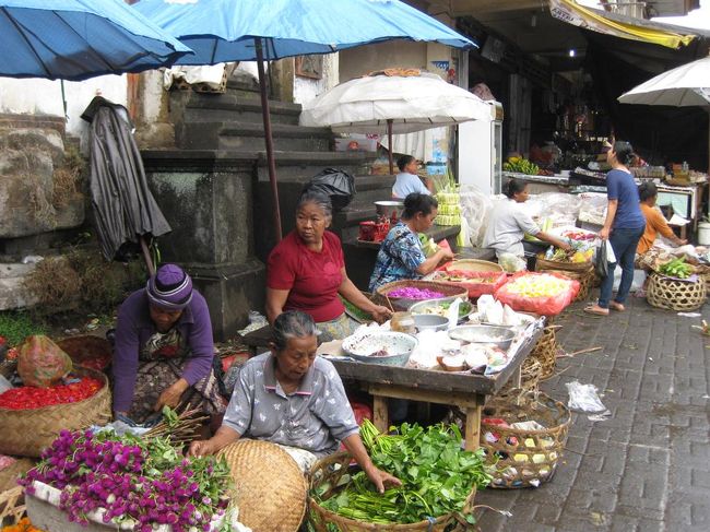 あとは、ウブドマーケット