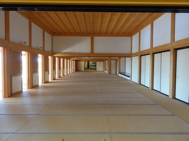 本丸御殿も再建されています。ここは大広間です。かなり広いです。