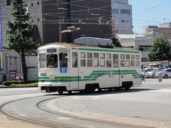 熊本も路面電車が活躍しています。