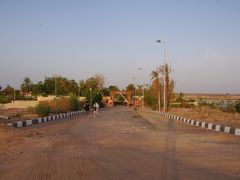 ホテルに到着。朝食を取った後にアスワンに戻ります。