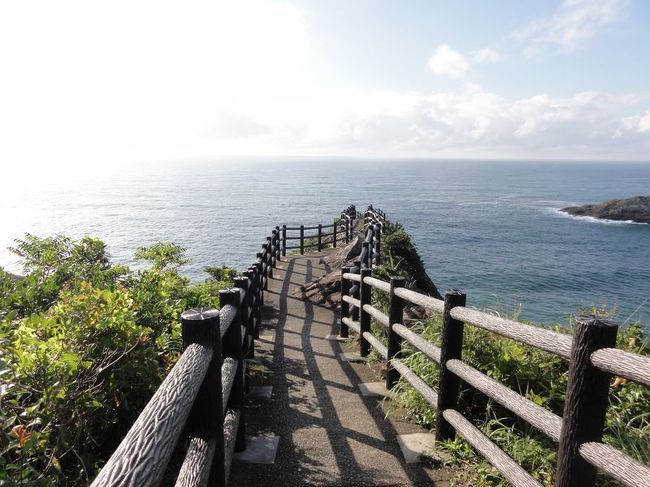 馬の背で行けるところまで行ってみます。