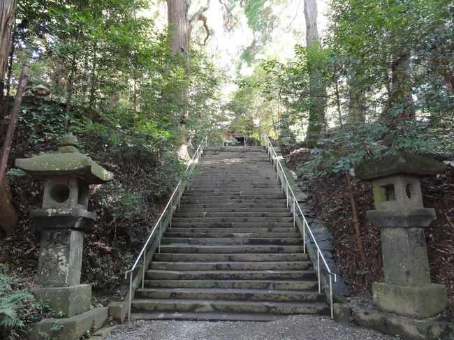 ここも階段がしんどい。
