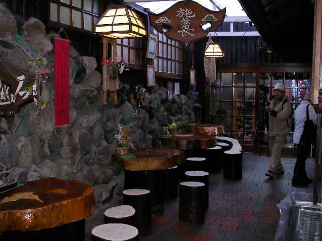 ・・・が<br /><br />撮るのを忘れて食べちゃったんでお店の風景のみでスイマセン(=´∇｀=)<br />