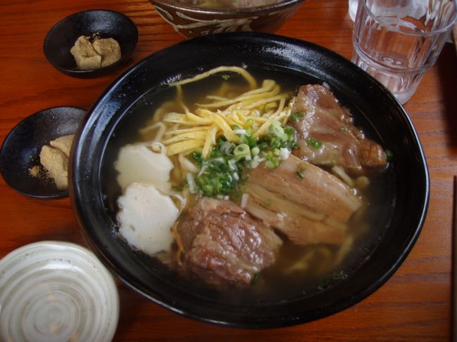 東江そばとソーキそば、じゅーしー。<br />うまい！<br /><br />値段も500円〜650円とリーズナブルです。