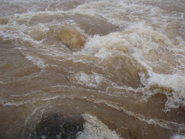 悪魔の喉笛にある、橋の上から撮影。