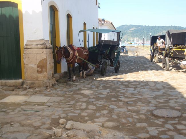 お馬さんも一休み・・・