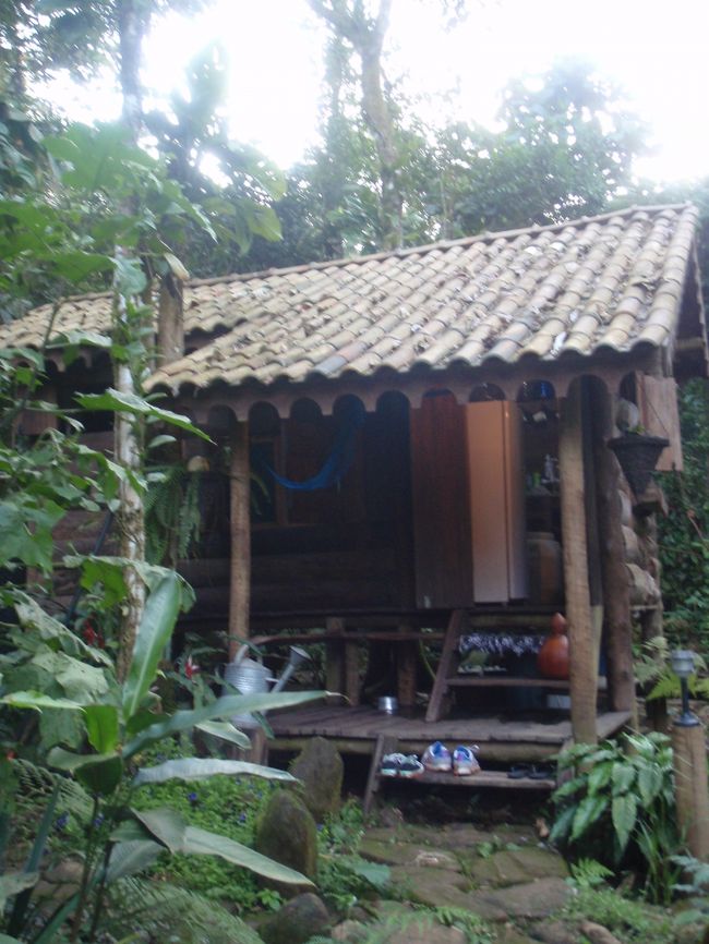 PARATYの街から車で30分くらいのところにある、友達のコテージ。<br />思いっきり、ジャングルの中にあってビックリ！！！