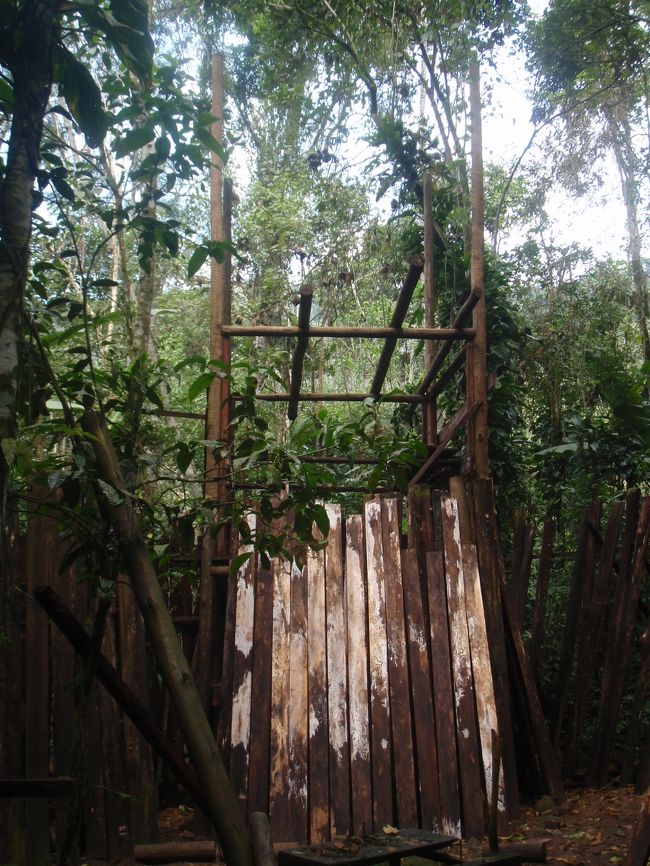 建設中の別のコテージ<br /><br />ここは、携帯の電波が届くとか・・・。